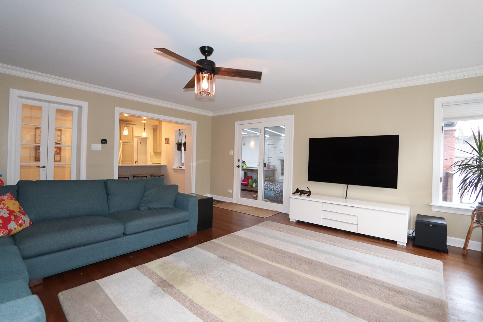 391 Downing Road Riverside, IL 60546 - Photo 11 of 49