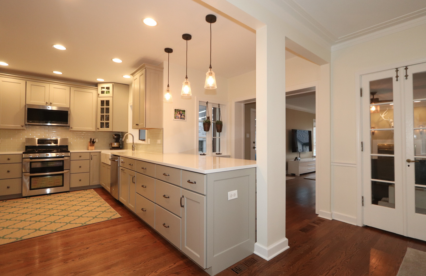 391 Downing Road Riverside, IL 60546 - Photo 14 of 49