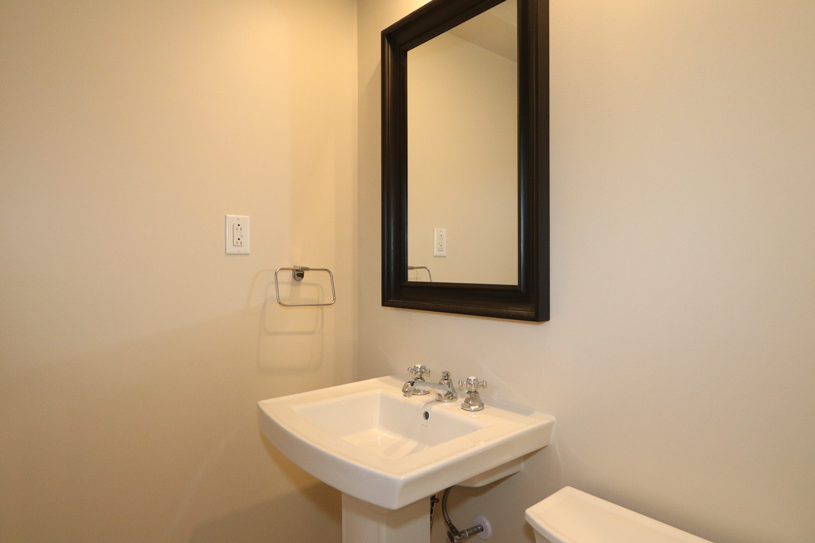 391 Downing Road Riverside, IL 60546 - Photo 16 of 49