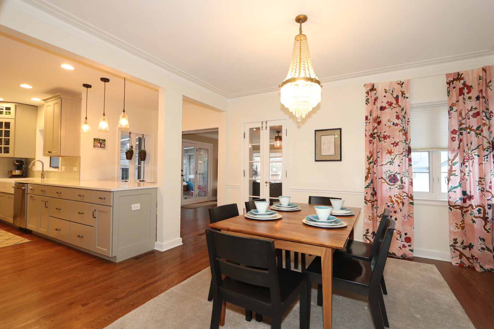 391 Downing Road Riverside, IL 60546 - Photo 9 of 49