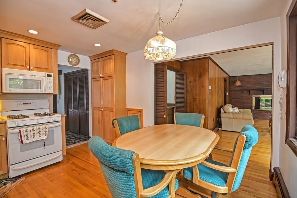 60 Cunningham Road Dedham, MA 02026 - Photo 9 of 37 Gallery Image 9