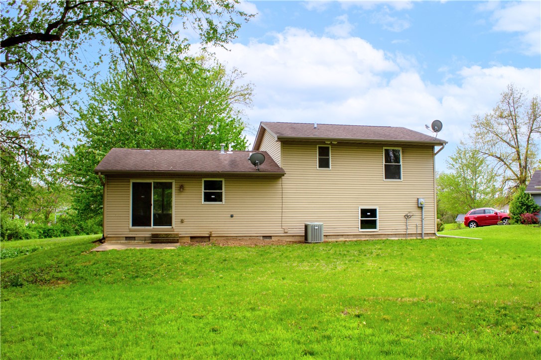 630 East Sheridan Circle Decatur, IL 62521 - Photo 19 of 21