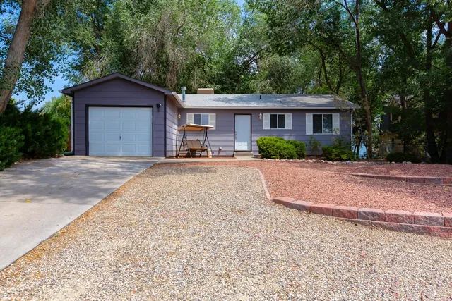 $419,500 | 845 Logan Court, Palisade, CO 81526