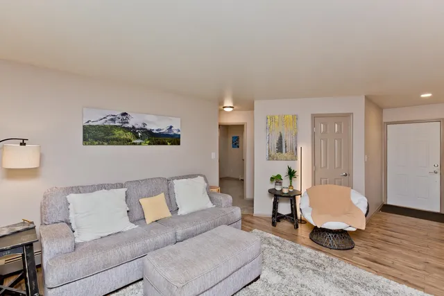 $419,500 | 845 Logan Court, Palisade, CO 81526