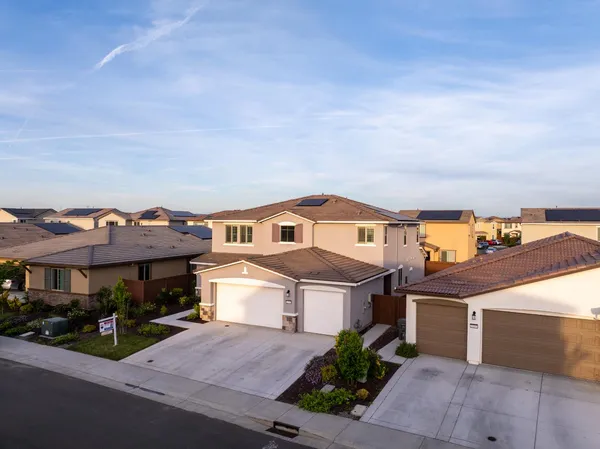 $865,000 | 1008 Blue Range Way, Roseville, CA 95747
