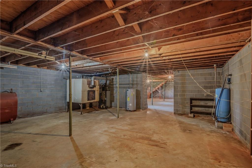 331 Sykes Dairy Road Mount Airy, NC 27030 - Photo 36 of 44