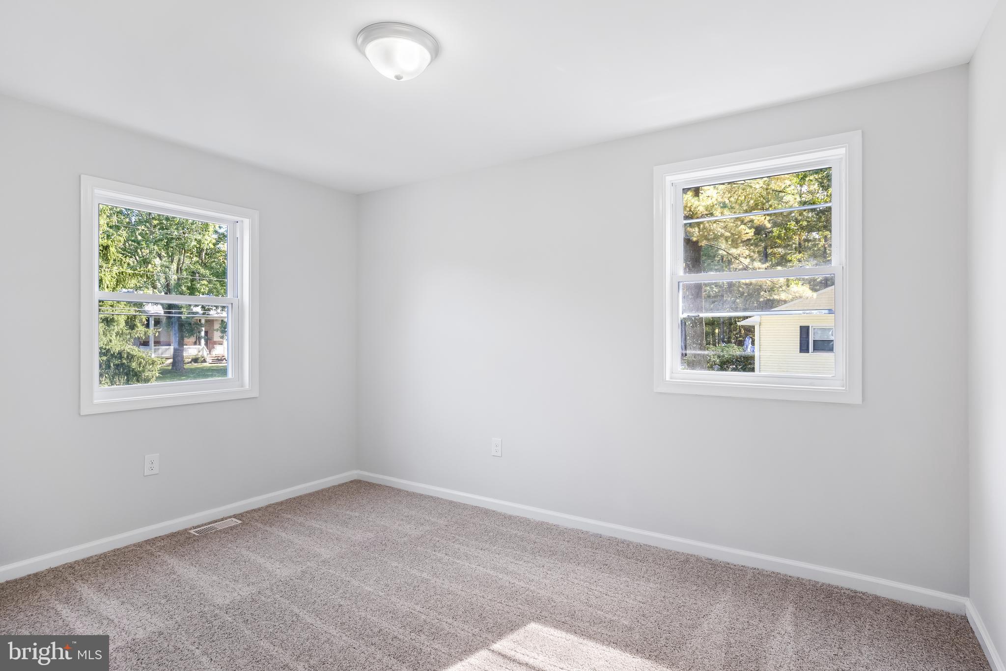 2253 Linden Avenue Atco, NJ 08004 - Photo 11 of 21