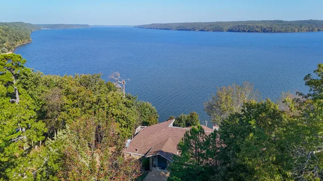 $945,000 | 120 River Trace Drive, Iuka, MS 38852