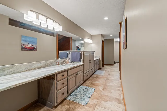 $945,000 | 120 River Trace Drive, Iuka, MS 38852