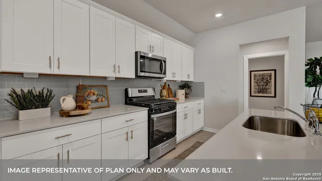 $437,990 | 484 Kolbo Crossing Drive, Lockhart, TX 78644