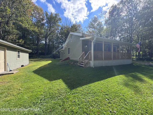$279,900 | 18 Shady Lane, Gouldsboro, PA 18424