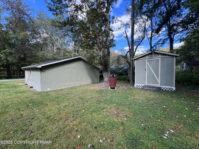 $279,900 | 18 Shady Lane, Gouldsboro, PA 18424