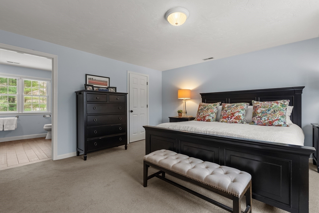 7 Huckleberry Road Hopkinton, MA 01748 - Photo 24 of 41