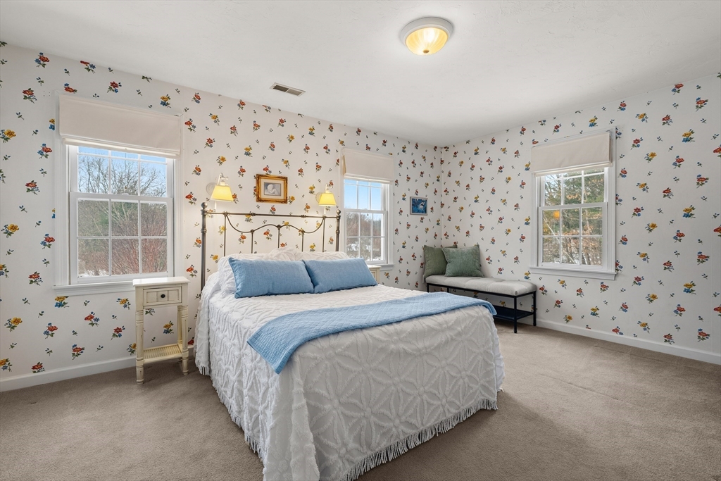 7 Huckleberry Road Hopkinton, MA 01748 - Photo 28 of 41