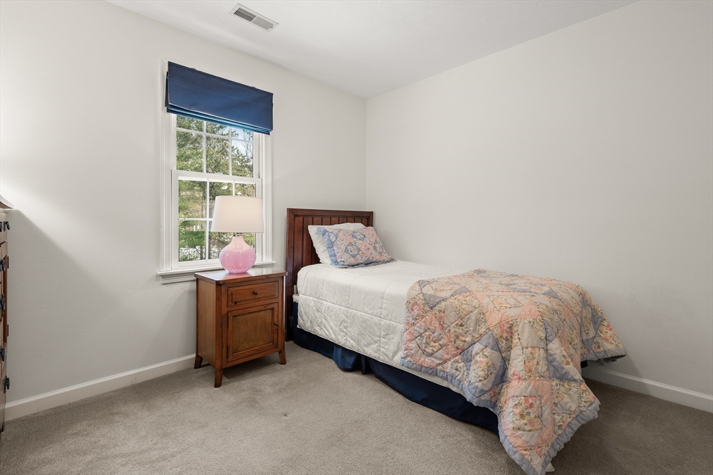 7 Huckleberry Road Hopkinton, MA 01748 - Photo 29 of 41
