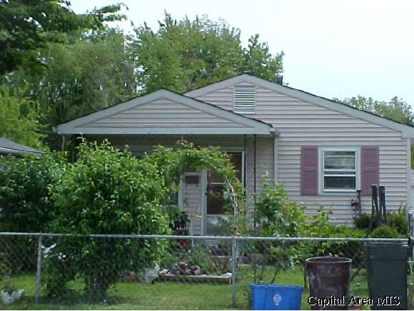2124 E Keys Springfield, IL 62702 - Photo 1 of 3