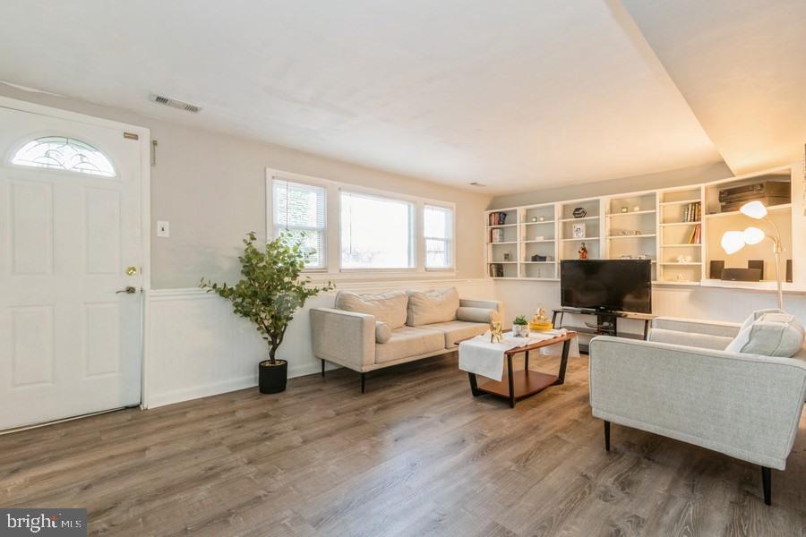916 Abington Road Cherry Hill, NJ 08034 - Photo 19 of 25 Gallery Image 19