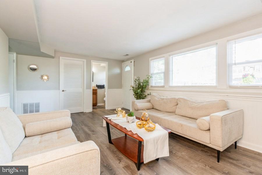 916 Abington Road Cherry Hill, NJ 08034 - Photo 20 of 25 Gallery Image 20