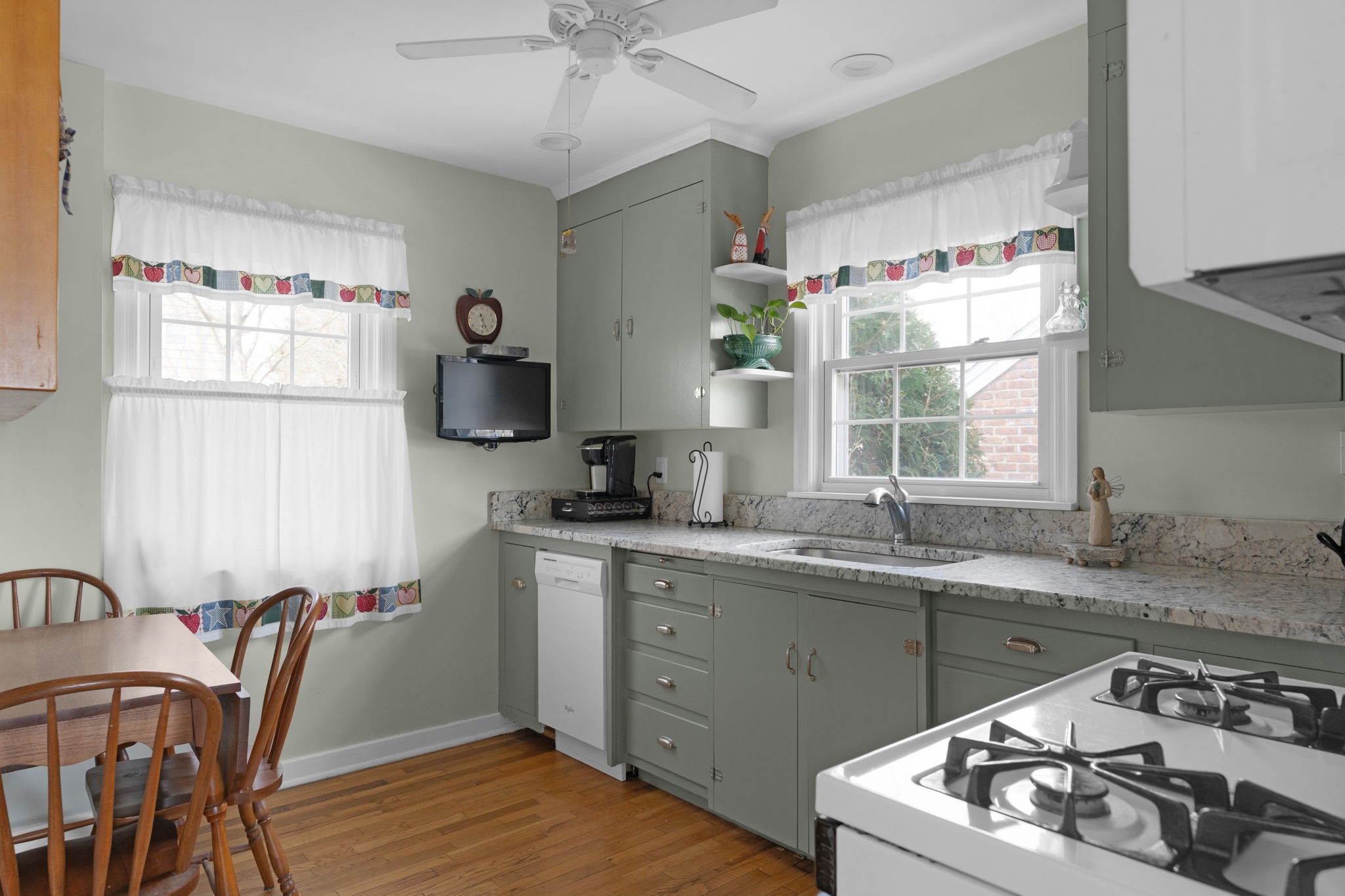 4 Denton Road Binghamton, NY 13903 - Photo 13 of 29