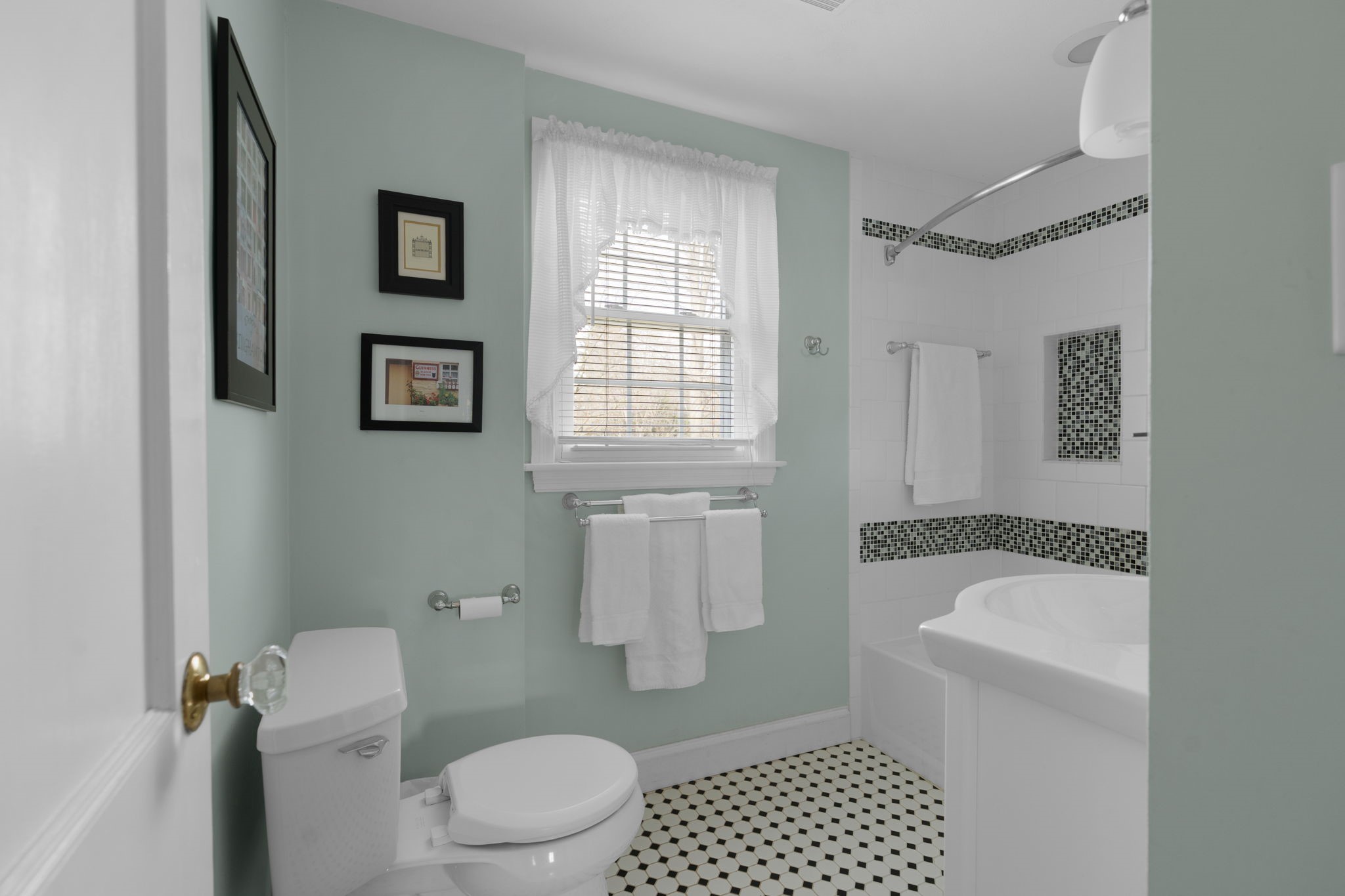 4 Denton Road Binghamton, NY 13903 - Photo 17 of 29