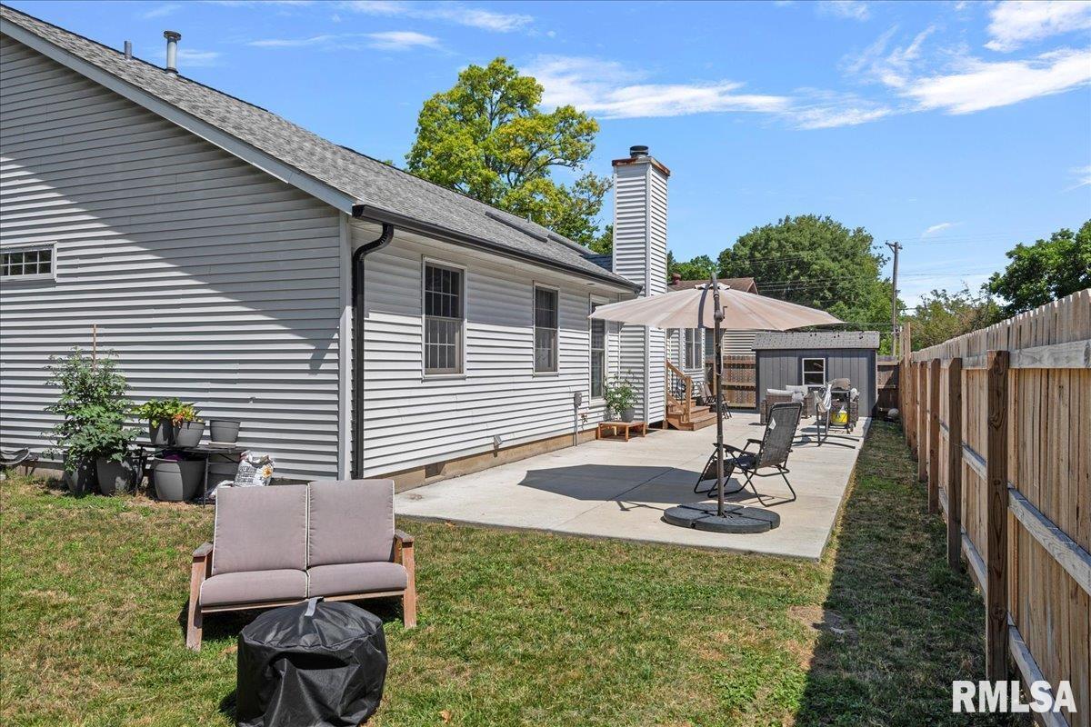 1 Sunny Side Drive Springfield, IL 62702 - Photo 29 of 34