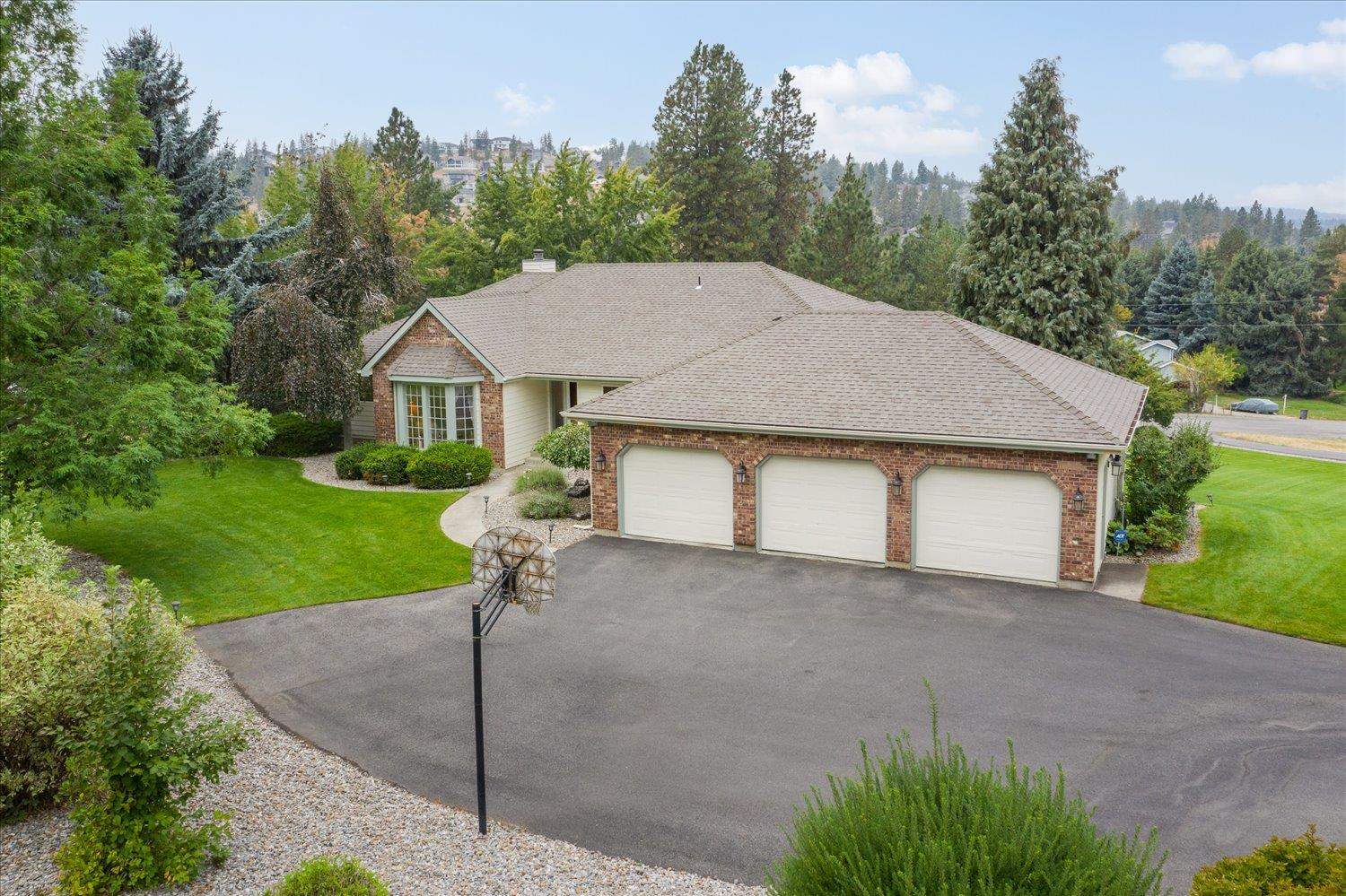 4401 South Evergreen Road Veradale, WA 99037 - Photo 3 of 50