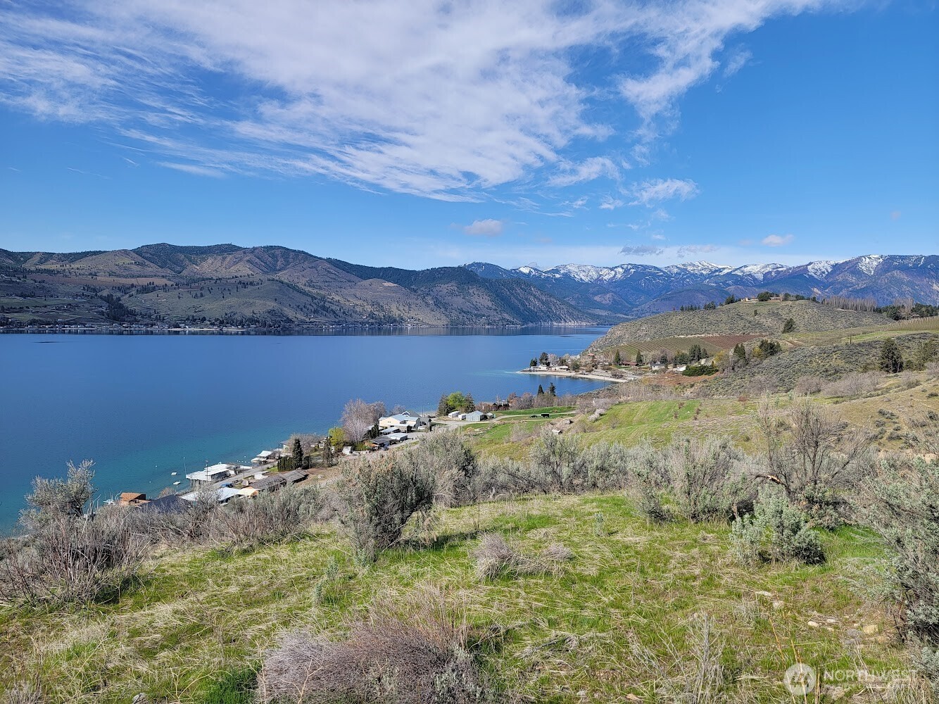 207 Viewland Way Chelan, WA 98816 - Photo 3 of 15 Gallery Image 3