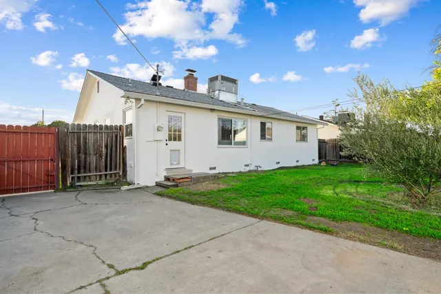 $559,000 | 2165 22nd Avenue, Sacramento, CA 95822