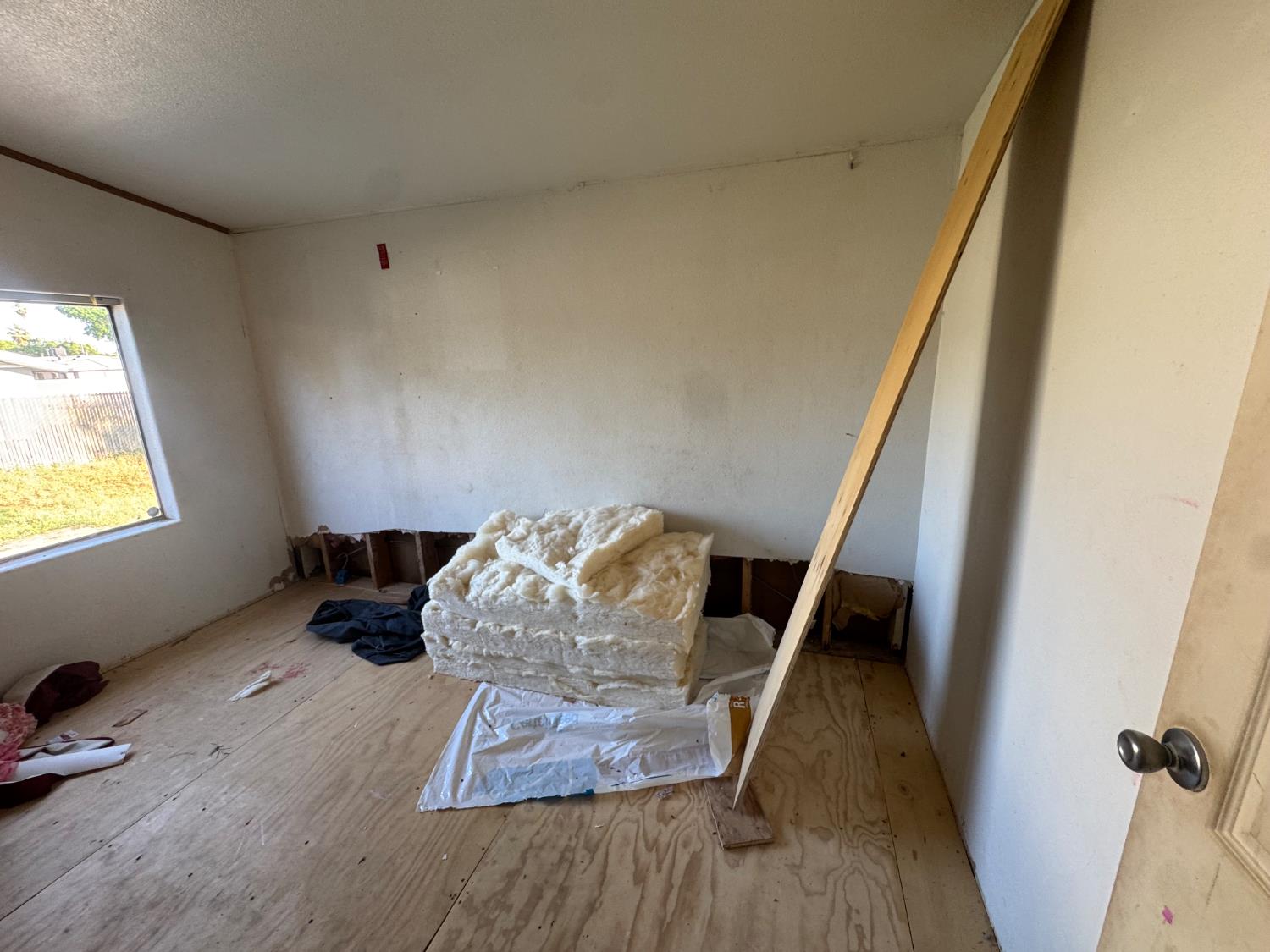 601 South Phillips Street Hanford, CA 93230 - Photo 16 of 18 a view of entryway with wooden floor