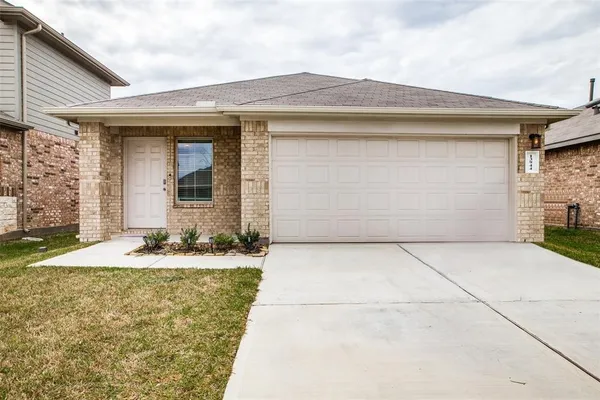 $1,800 | 13944 Great Pnes Court, Conroe, TX 77302