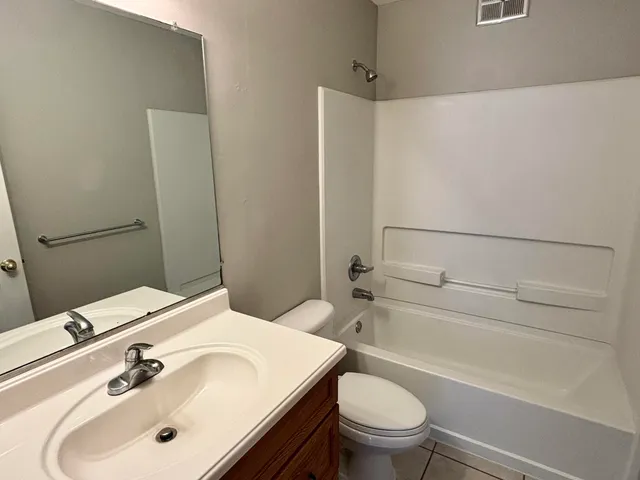 $1,250 | 337 Lewis Street, Unit B, Fort Walton Beach, FL 32547