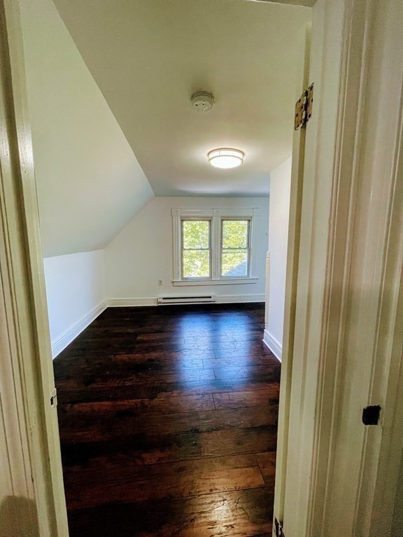 51 Acushnet Avenue Springfield, MA 01105 - Photo 11 of 17