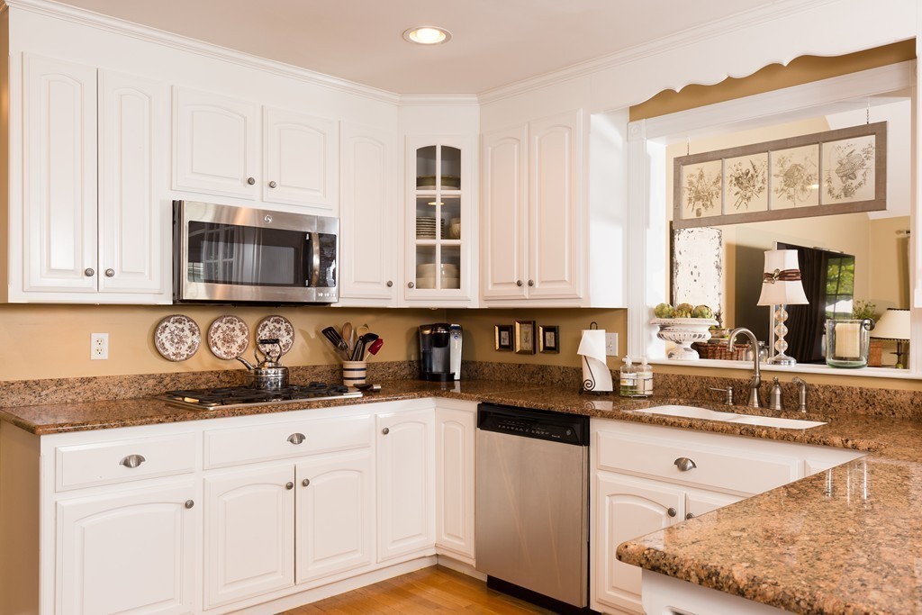 105 Riverside Drive Wrentham, MA 02093 - Photo 6 of 21 Gallery Image 6