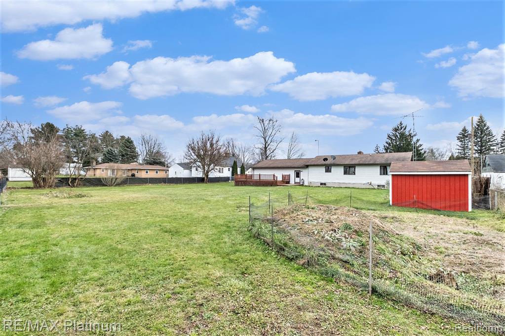 4081 Crosby Road Flint, MI 48506 - Photo 8 of 39
