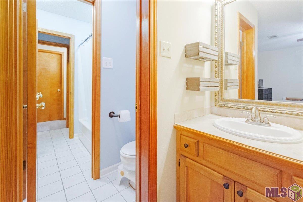 931 Ridgepoint Court, Unit 8D Baton Rouge, LA 70810 - Photo 18 of 22 Gallery Image 18