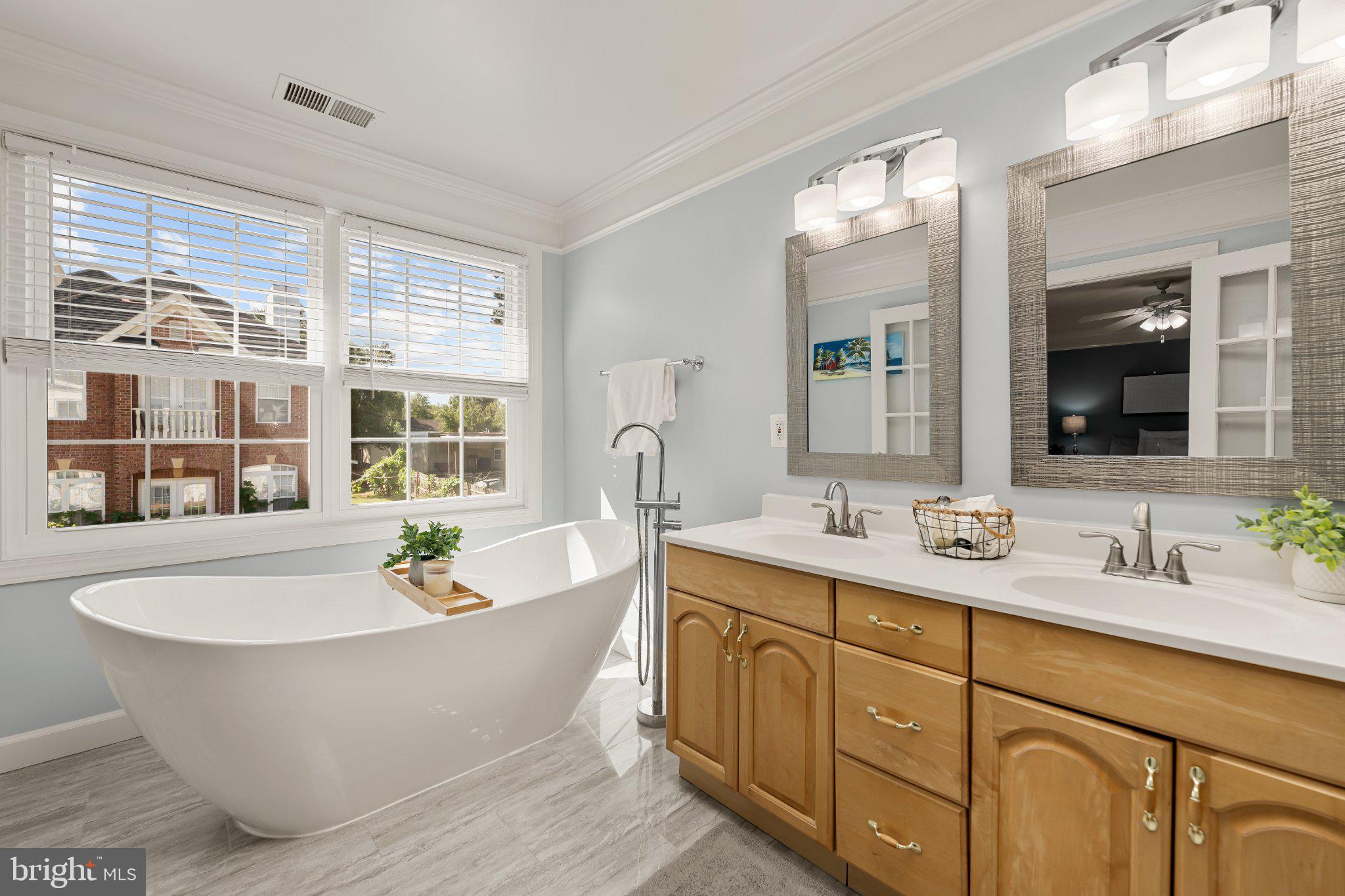 6612 Quander Road Alexandria, VA 22307 - Photo 25 of 46 Primary En Suite Bathroom