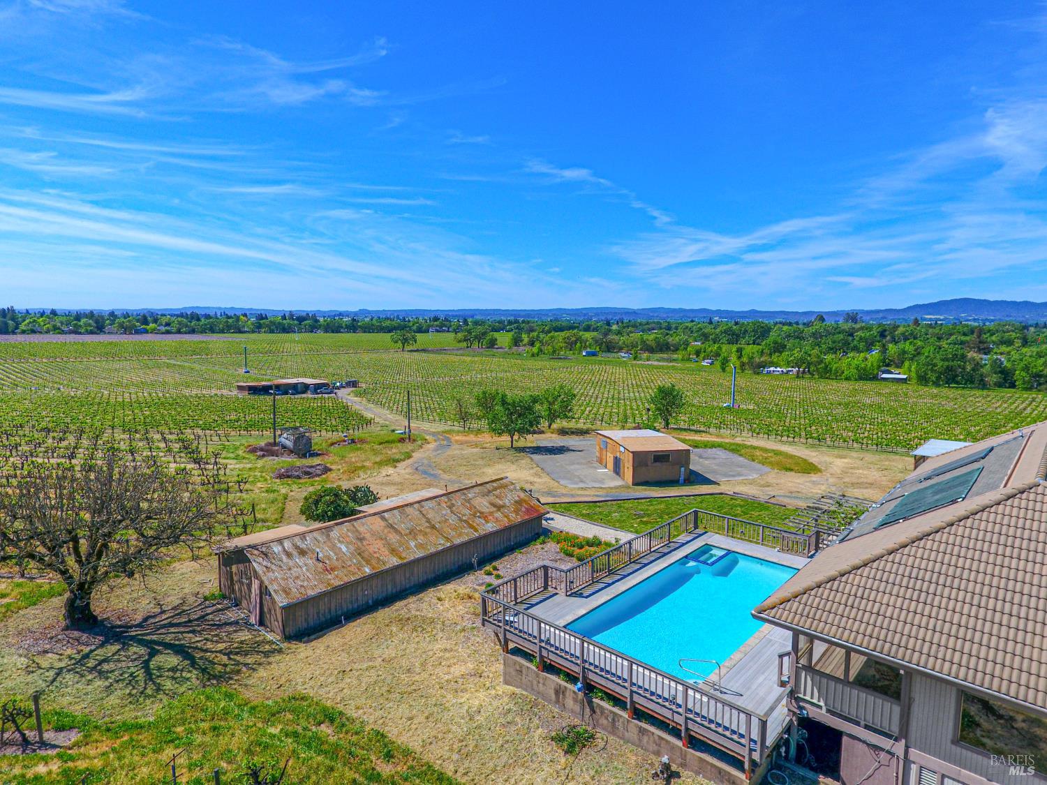 590 Pleasant Avenue Santa Rosa, CA 95403 - Photo 12 of 84