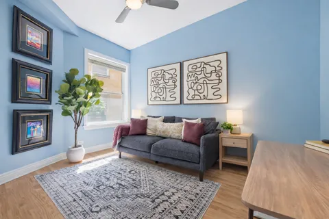 $565,000 | 2547 North Clark Street, Unit 2N, Chicago, IL 60614