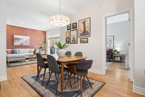 $565,000 | 2547 North Clark Street, Unit 2N, Chicago, IL 60614