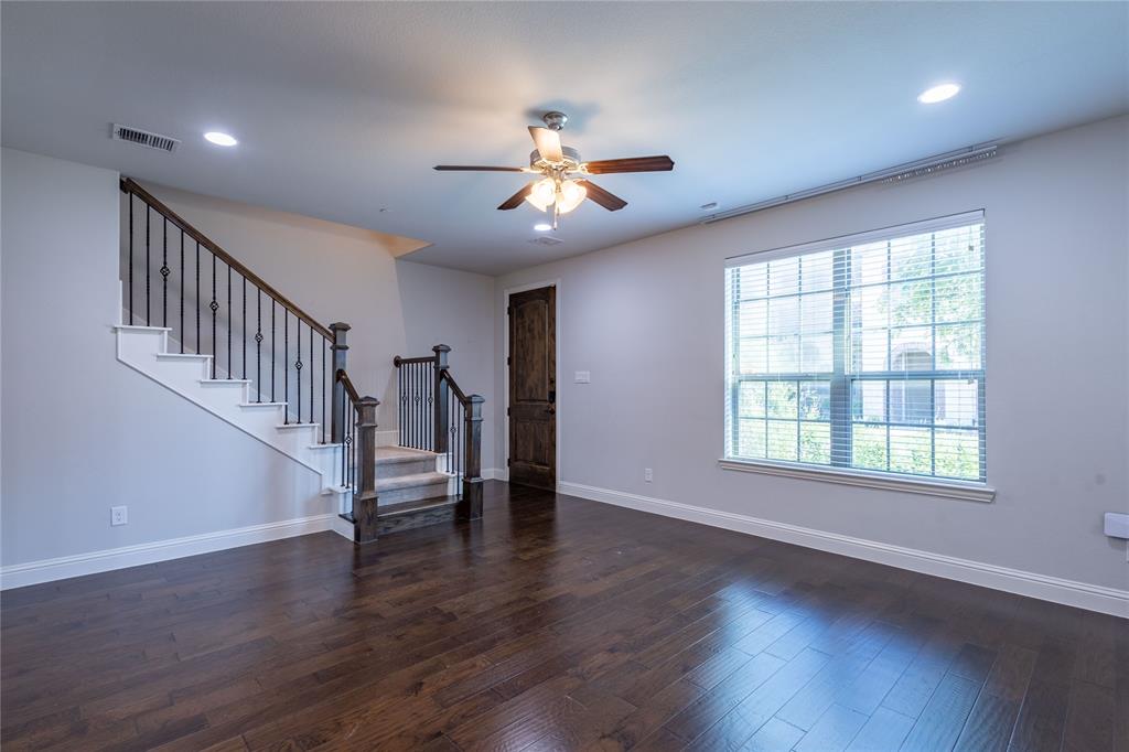 4658 H Rhett Lane Carrollton, TX 75010 - Photo 5 of 40
