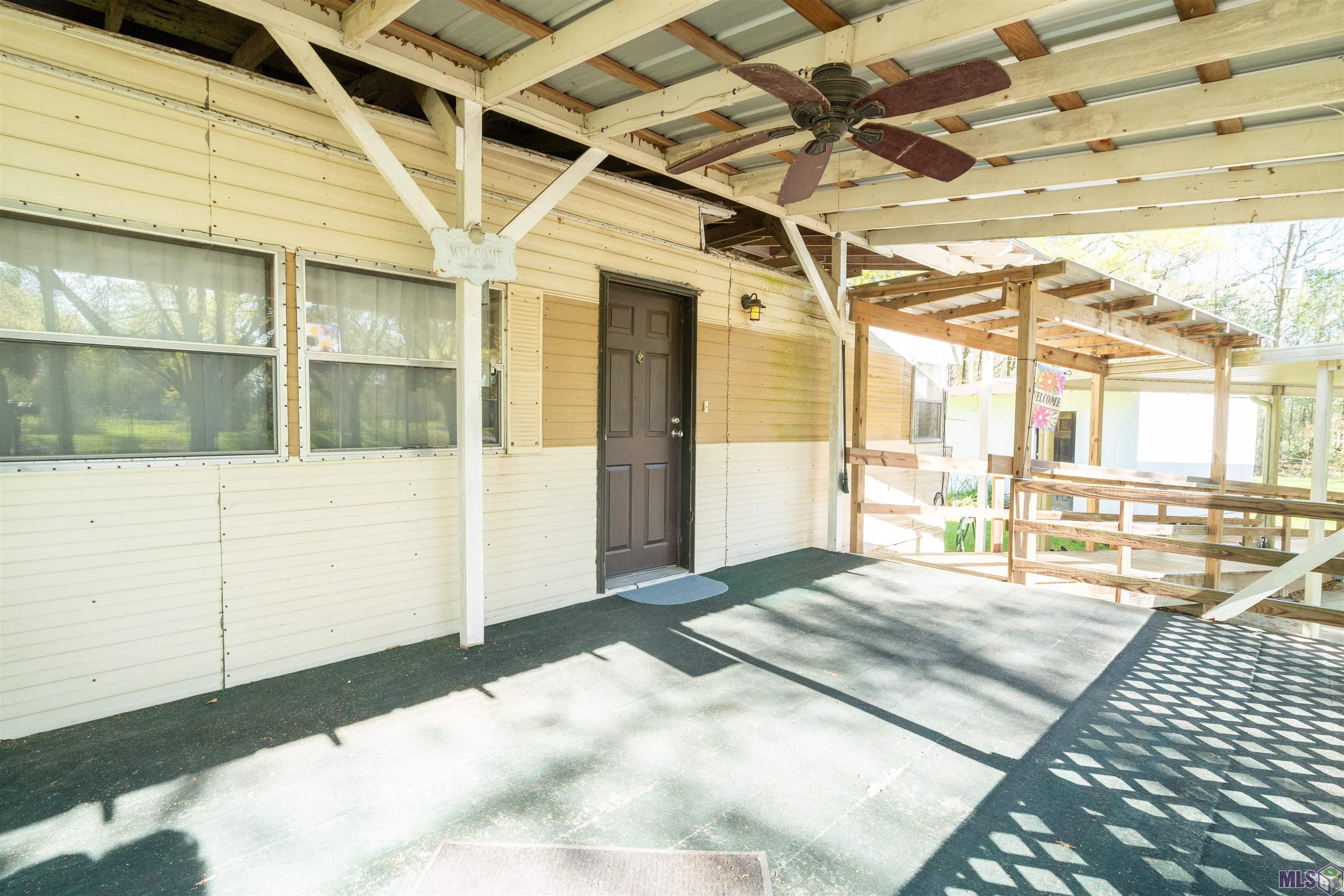 10657 Peairs Road Zachary, LA 70791 - Photo 3 of 18 Gallery Image 3