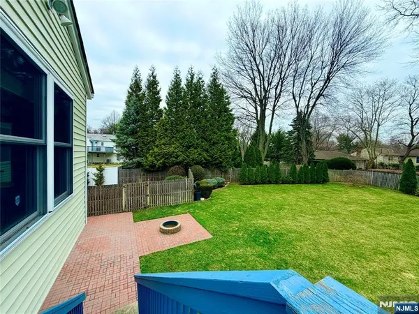 $5,500 | 249 Pascack Road, Paramus, NJ 07652