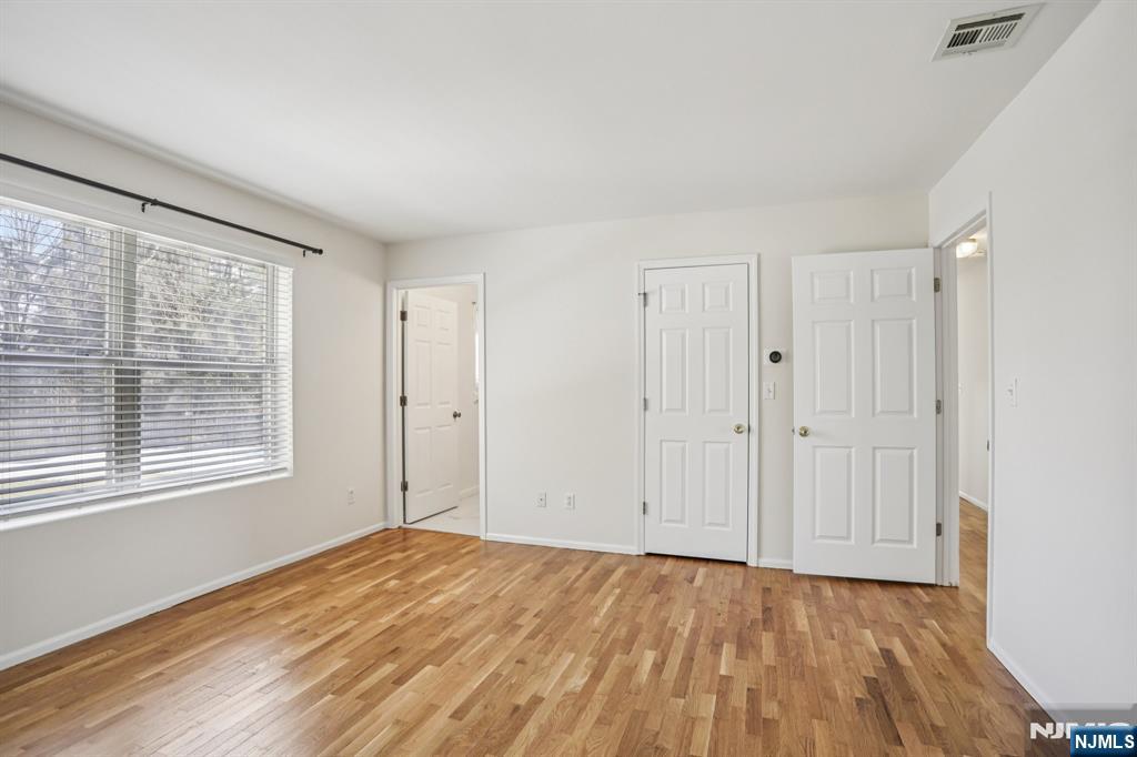 249 Pascack Road Paramus, NJ 07652 - Photo 20 of 41