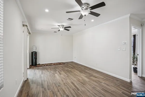 $5,500 | 249 Pascack Road, Paramus, NJ 07652