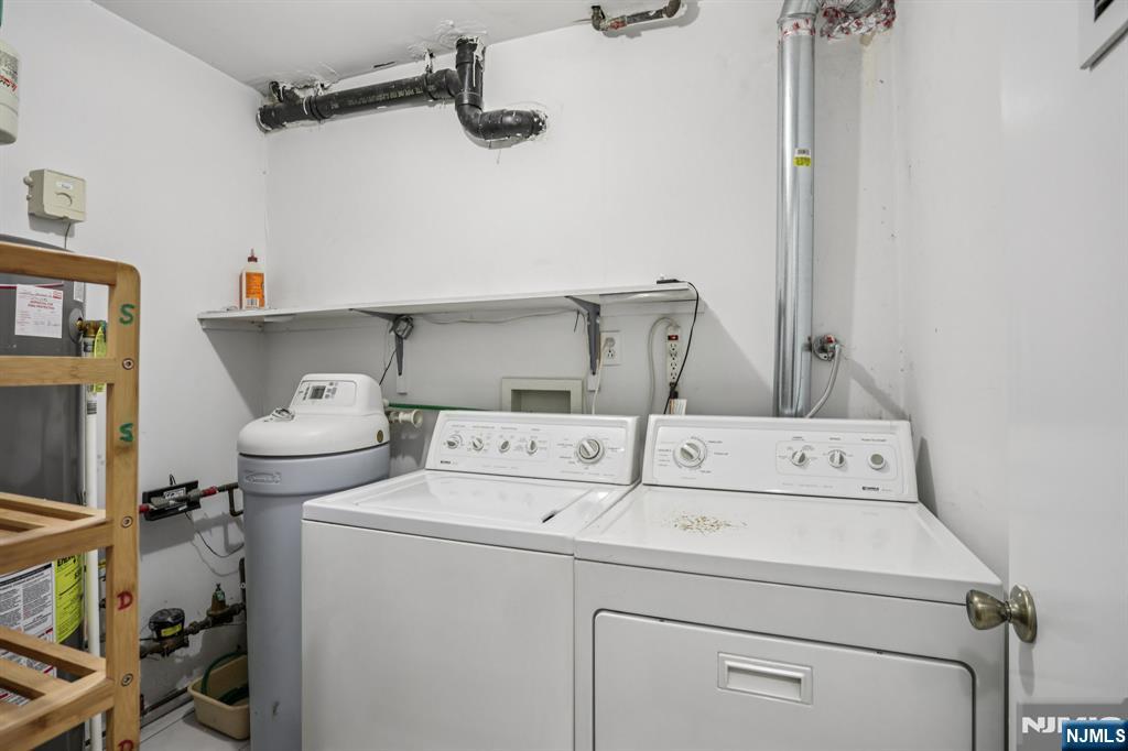 249 Pascack Road Paramus, NJ 07652 - Photo 40 of 41