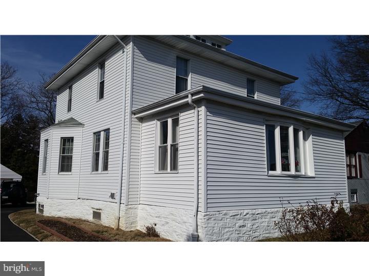 9432 Krewstown Road Philadelphia, PA 19115 - Photo 2 of 25 Exterior Side