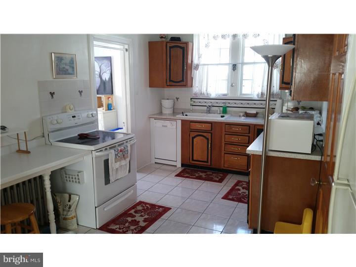 9432 Krewstown Road Philadelphia, PA 19115 - Photo 11 of 25 Kitchen