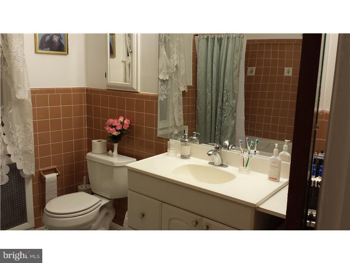 9432 Krewstown Road Philadelphia, PA 19115 - Photo 20 of 25 Bathroom