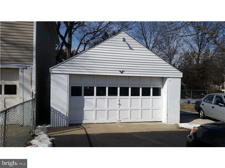 9432 Krewstown Road Philadelphia, PA 19115 - Photo 5 of 25 Garage