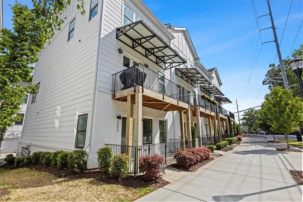 2493 Sycamore Road Northwest, Unit 4 Atlanta, GA 30318 - Photo 2 of 34